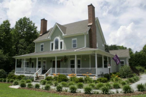  Seven Oaks Inn B&B  Хай-Пойнт